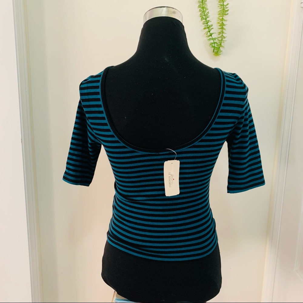 Forever21 Rugby Ribbed Stripes Deep Back Cut Crop Top Size Large - Picture 3 of 11